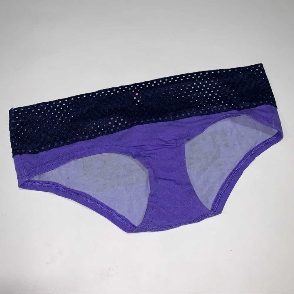 **** LAST PAIR **** Victoria's Secret PINK Purple Navy Panties‎ Under XS P077